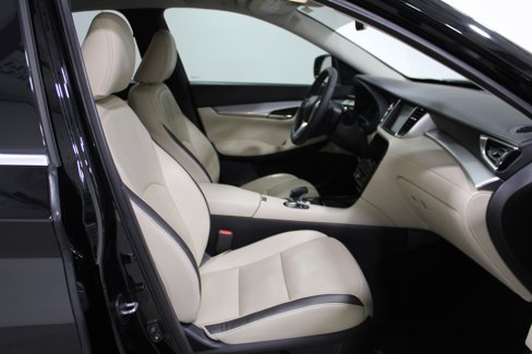 Used 2019 INFINITI QX50 Essential w/ Premium Heat Package image 24