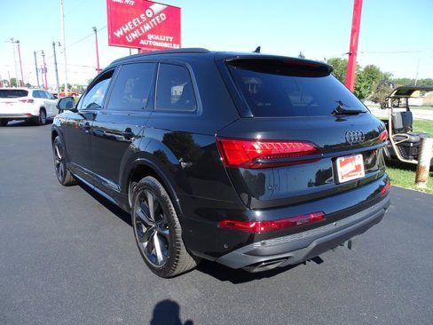 Used 2025 Audi Q7 3.0T Premium Plus image 7