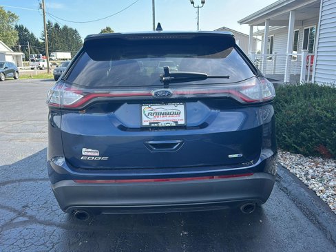 Used 2017 Ford Edge SE image 5