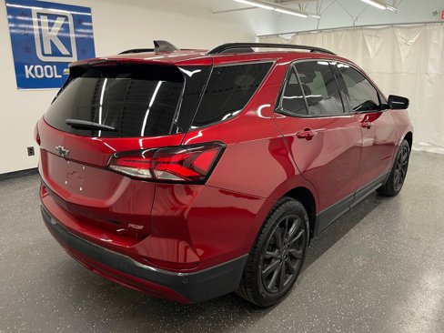 Used 2022 Chevrolet Equinox RS w/ RS Leather Package image 2