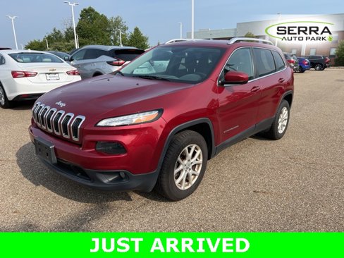 Used 2017 Jeep Cherokee Latitude w/ Cold Weather Group image 1