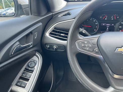 Used 2024 Chevrolet Malibu LT image 37