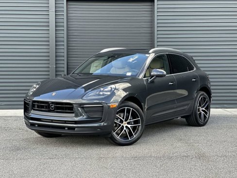New 2025 Porsche Macan image 1