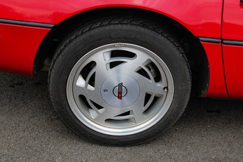 Used 1989 Chevrolet Corvette Convertible image 27
