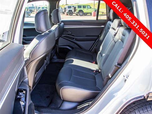 New 2025 Jeep Wagoneer Limited image 27