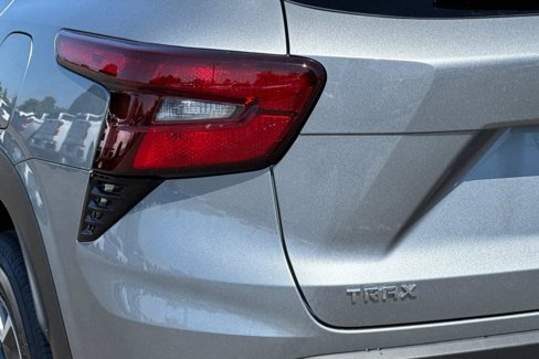 New 2025 Chevrolet Trax LT image 35