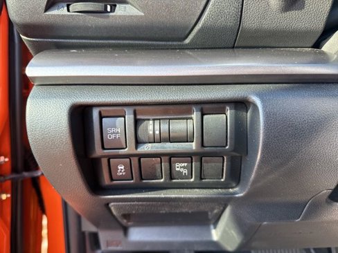 Used 2019 Subaru Crosstrek 2.0i Limited w/ Moonroof Package w/Navigation image 23