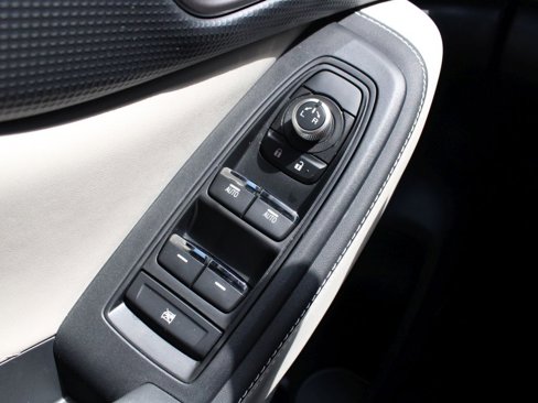 Used 2023 Subaru Forester Limited image 22