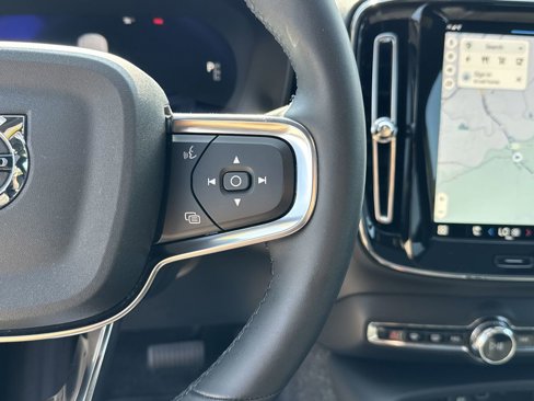 Certified 2022 Volvo C40 P8 Recharge Ultimate image 22