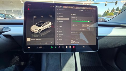 Used 2022 Tesla Model 3 Long Range image 19