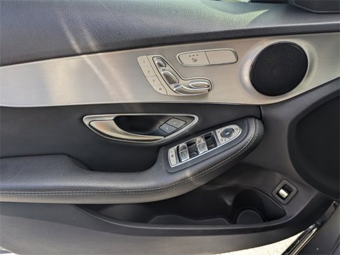 Used 2018 Mercedes-Benz C 300 Sedan image 29