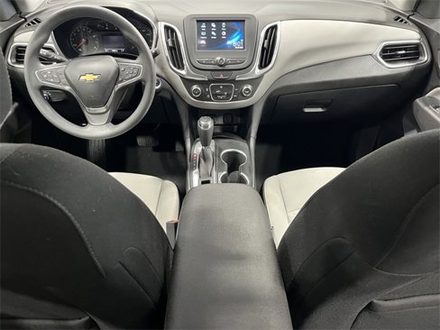 Used 2018 Chevrolet Equinox LS image 15