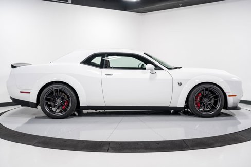 Used 2019 Dodge Challenger SRT Hellcat Redeye image 2