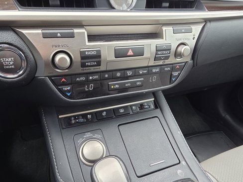 Used 2018 Lexus ES 350 image 23