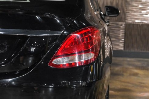 Used 2015 Mercedes-Benz C 300 Sedan image 44