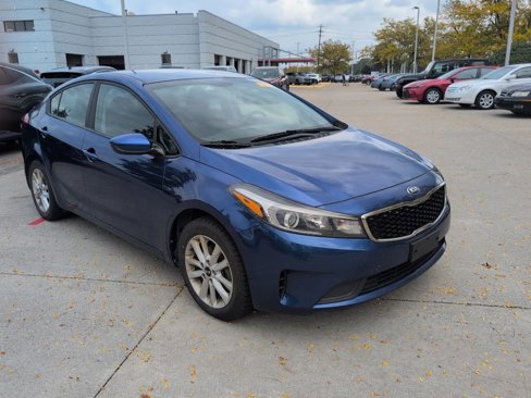 Used 2017 Kia Forte S image 1