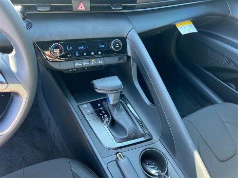 New 2025 Hyundai Elantra Sport w/ Cargo Package image 20