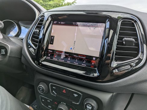 Used 2017 Jeep Compass Limited w/ Navigation Group image 7