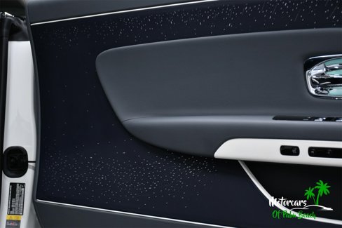 Used 2024 Rolls-Royce Spectre w/ Spectre Launch Package image 26