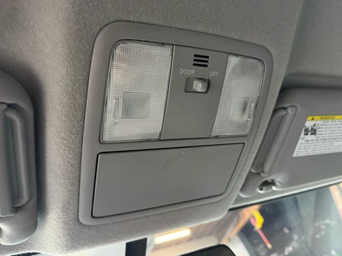 Used 2012 Toyota RAV4 4WD image 22
