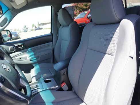 Used 2012 Toyota Tacoma PreRunner image 21