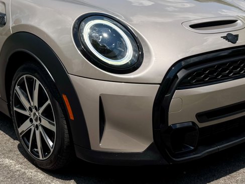 Used 2022 MINI Cooper S w/ Premium Package image 81