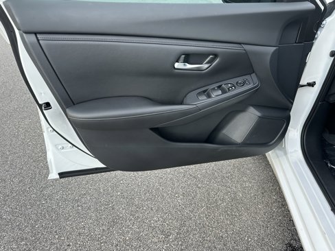 Used 2023 Nissan Sentra S w/ Trunk Package image 14