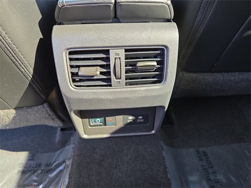 Used 2023 Nissan Rogue SL w/ SL Premium Package image 16