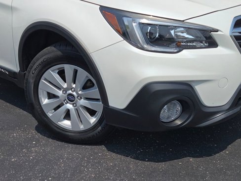 Used 2018 Subaru Outback 2.5i Premium w/ Protection Package #1 image 3