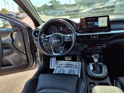Used 2024 Kia Forte GT-Line w/ GT-Line Premium Package image 19