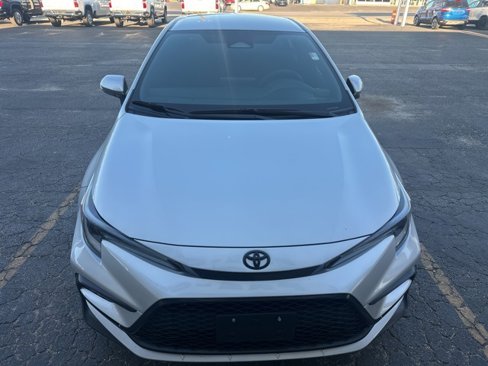 Used 2023 Toyota Corolla SE image 2