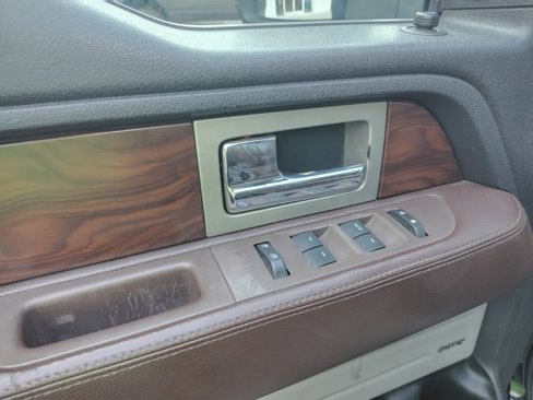 Used 2009 Ford F150 Platinum image 10