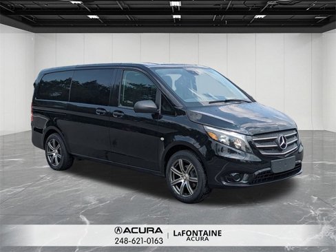 Used 2018 Mercedes-Benz Metris Passenger image 7