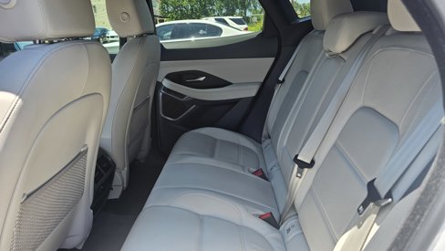 Used 2018 Jaguar E-PACE SE image 22
