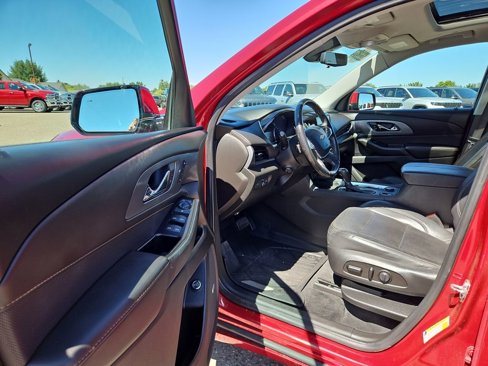 Used 2020 Chevrolet Traverse Premier image 19