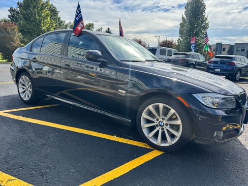 Used 2011 BMW 328i xDrive Sedan image 12