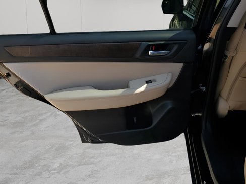 Used 2016 Subaru Outback 2.5i Limited image 17