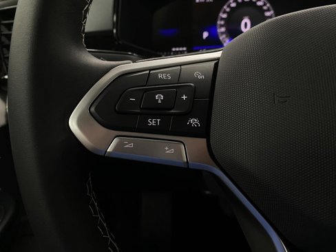 New 2025 Volkswagen Taos S image 15