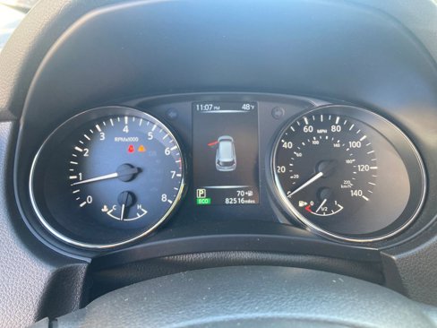 Used 2017 Nissan Rogue S image 19