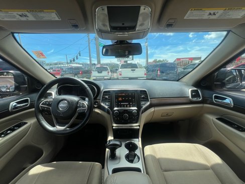 Used 2015 Jeep Grand Cherokee Laredo w/ Quick Order Package 23E image 26
