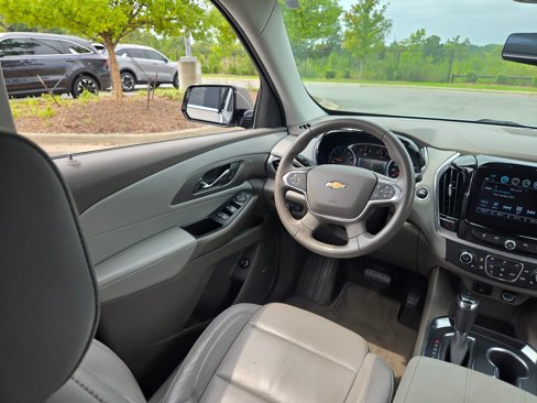 Used 2019 Chevrolet Traverse LT w/ LT Premium Package image 9