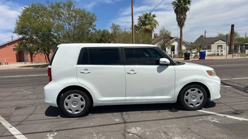 Used 2011 Scion xB image 18