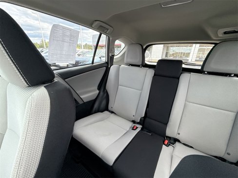 Used 2018 Toyota RAV4 XLE image 12