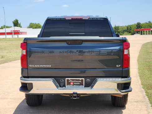 Used 2019 Chevrolet Silverado 1500 LT w/ Texas Edition image 9