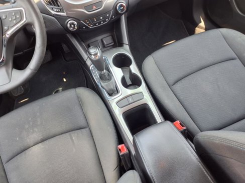 Used 2016 Chevrolet Cruze LT w/ Convenience Package image 10