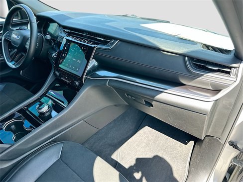 Used 2021 Jeep Grand Cherokee L Laredo image 28