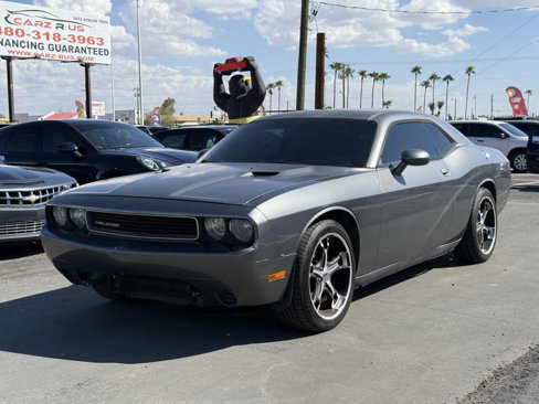 Used 2012 Dodge Challenger SXT image 3