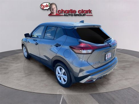 Used 2024 Nissan Kicks S image 4