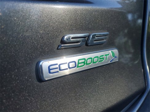 Used 2020 Ford Fusion SE image 8