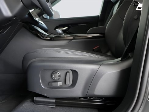 New 2026 Land Rover Range Rover Evoque Dynamic SE image 36